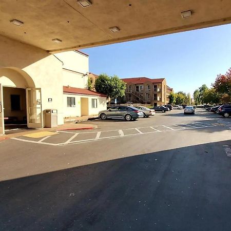 California Inn And Suites, Rancho Cordova Buitenkant foto